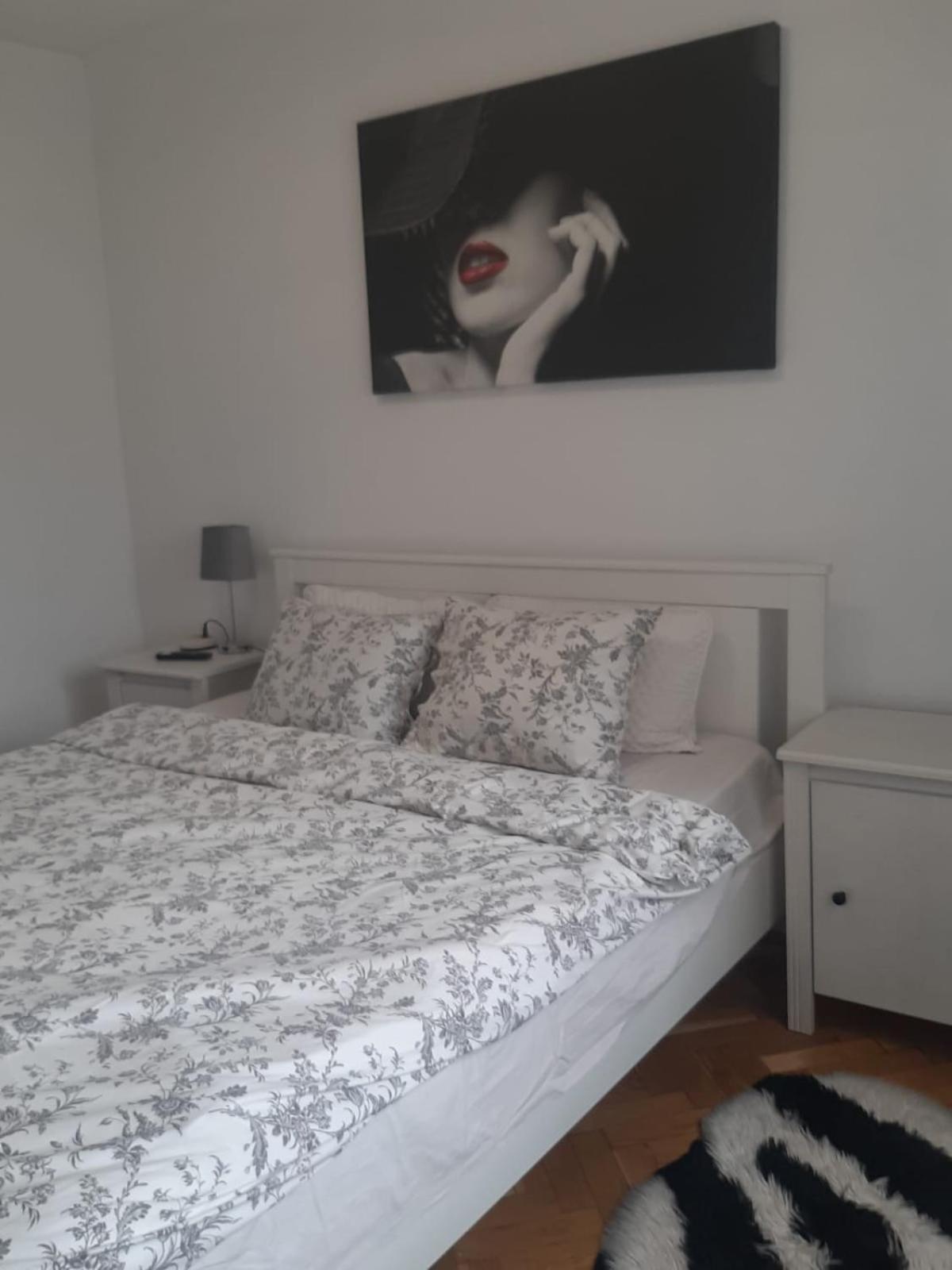 Mari&Vio Apartment Клуж-Напока Экстерьер фото